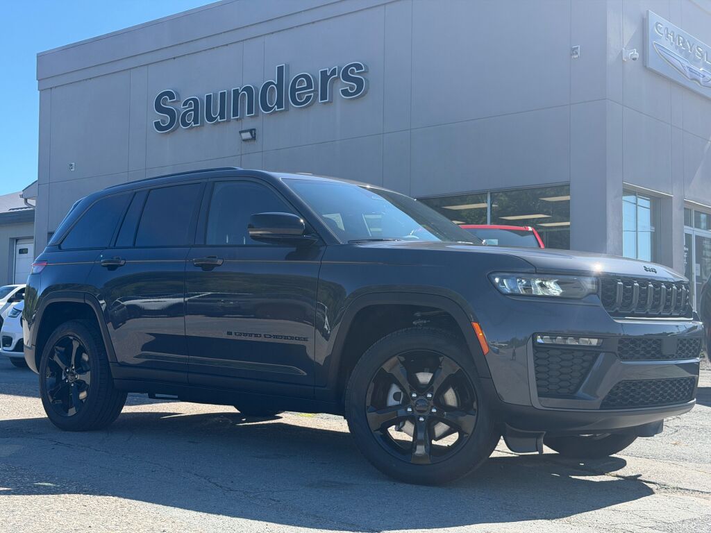 2026 Jeep Grand Cherokee Altitude 4WD