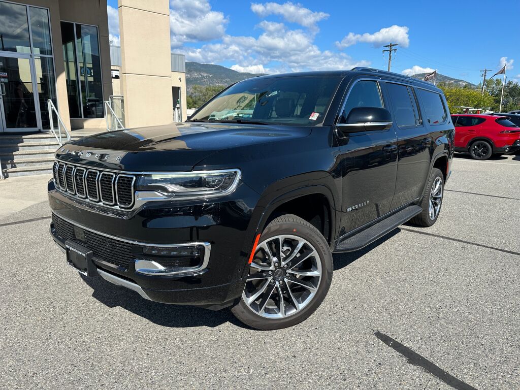 Diamond Black Crystal Pearl 2023 Jeep Wagoneer L SUV / Crossover Four-Wheel Drive 8-Speed Automatic