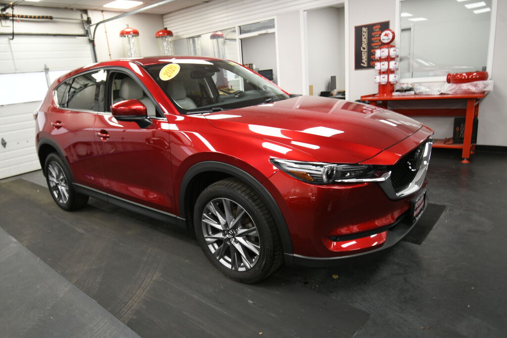 View vehicle photo 2