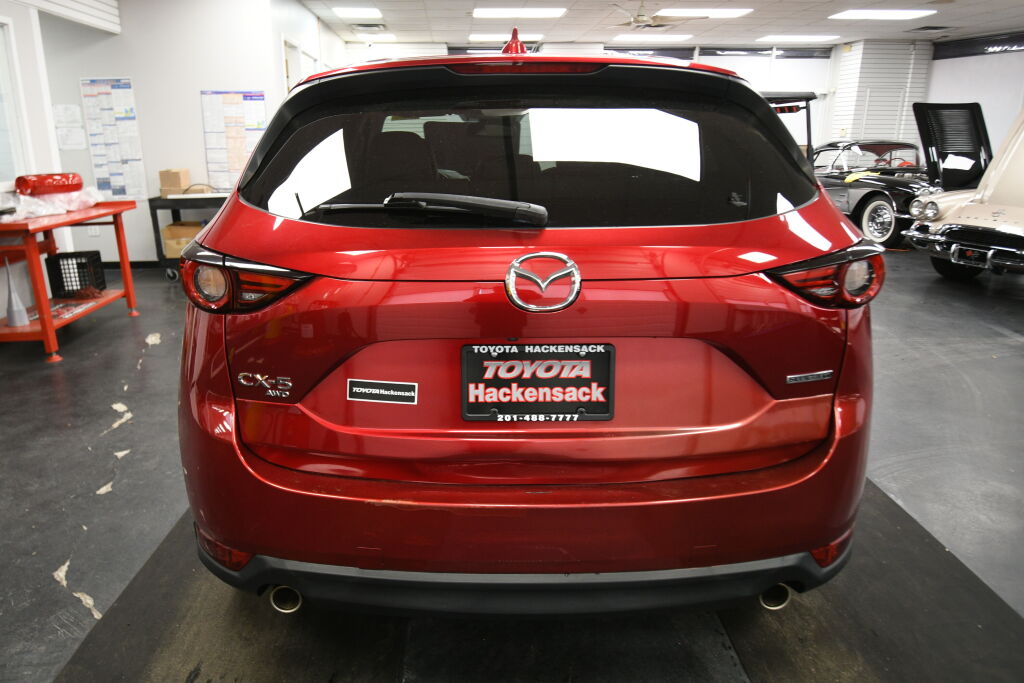 View vehicle photo 7