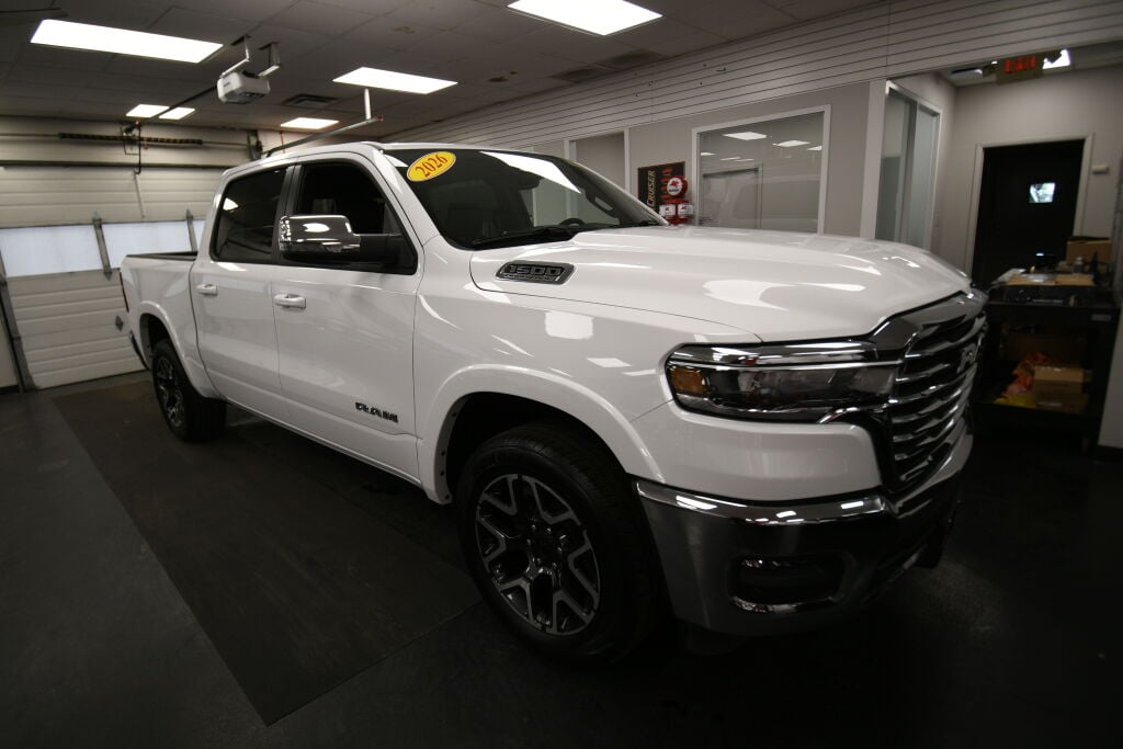 View vehicle photo 2