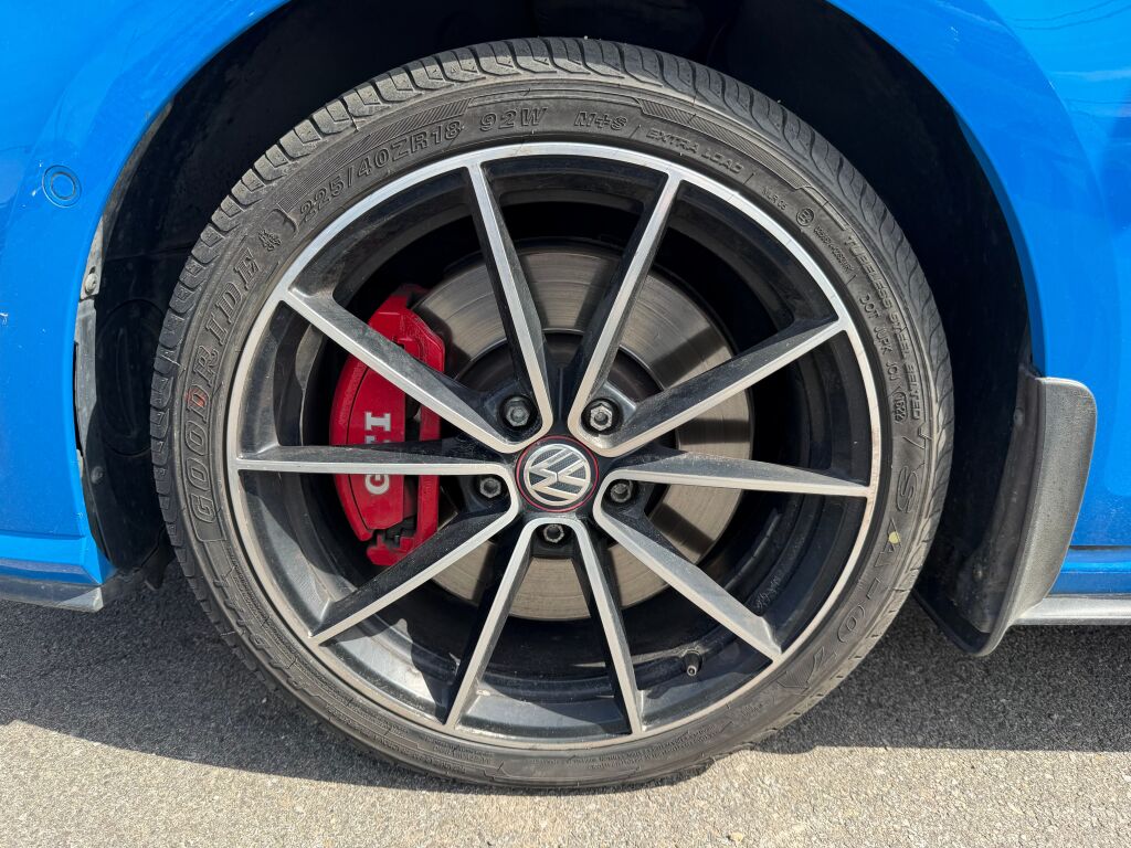 2021 Volkswagen Golf GTI 2.0T Autobahn FWD
