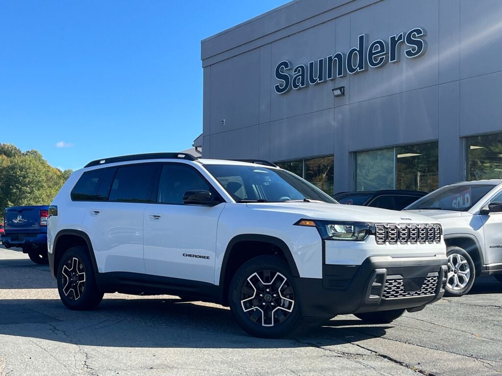  2026 Jeep Cherokee Base 4WD   