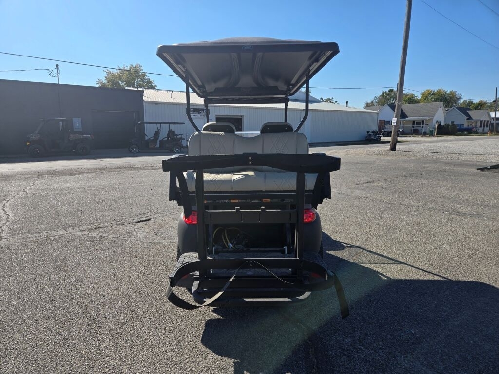 2018 Club Car PRECEDENT