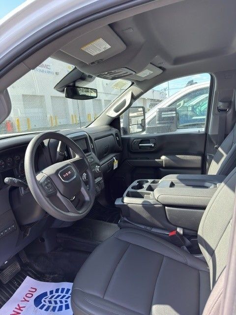 2024 GMC Sierra 3500HD CC Pro
