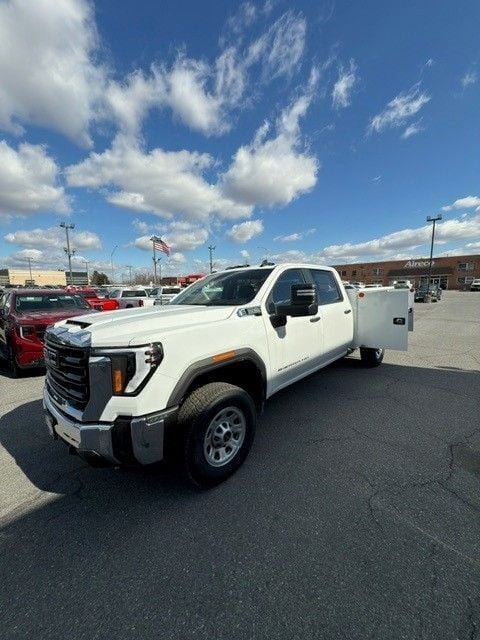 2024 GMC Sierra 3500HD CC Pro