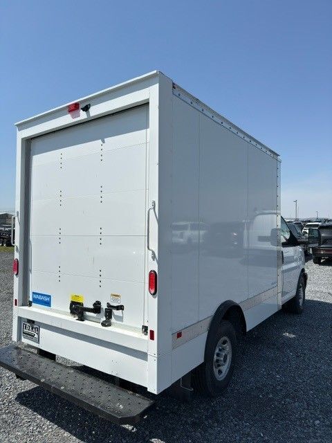 2025 GMC Savana 3500