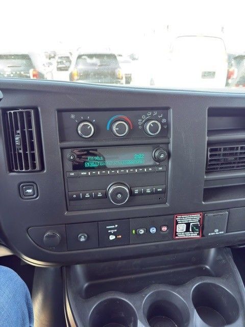2025 GMC Savana 3500