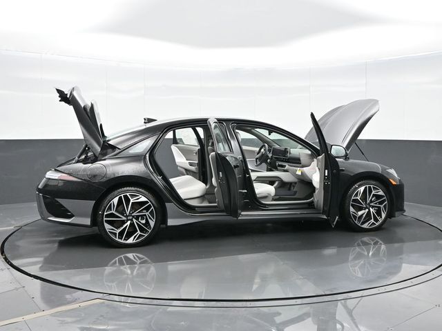 2024 Hyundai IONIQ 6 SEL