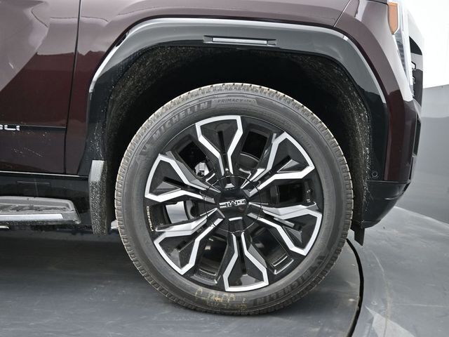 2025 GMC Sierra EV Denali