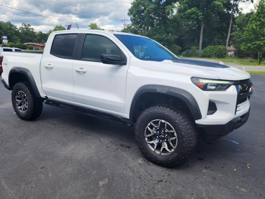 2024 Chevrolet Colorado ZR2