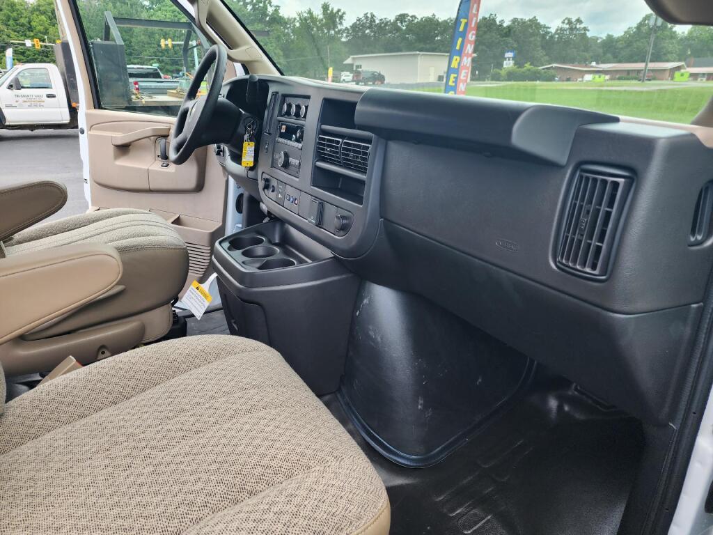 2024 Chevrolet Express 2500