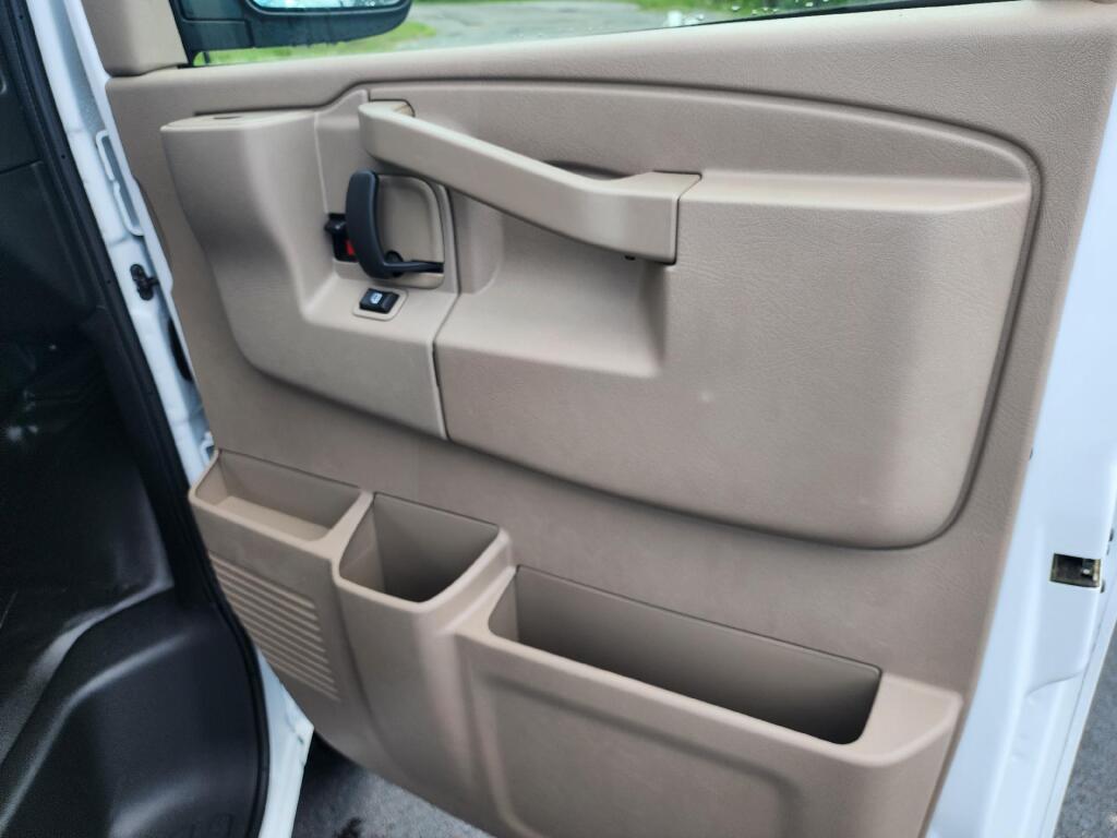 2024 Chevrolet Express 2500