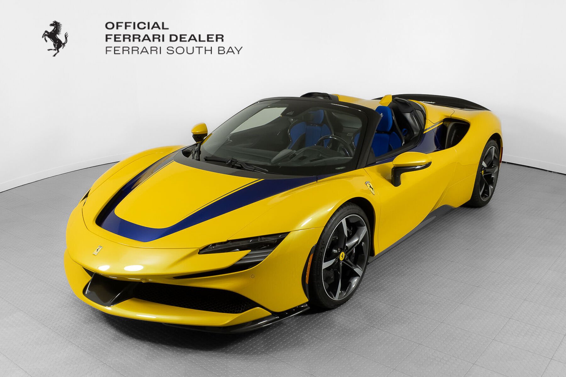 2023 Ferrari SF90 Base