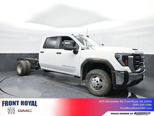 2025 GMC Sierra 3500HD CC Pro