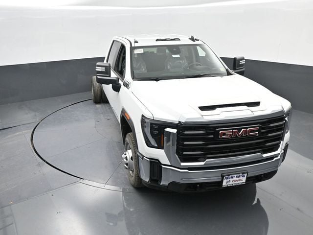 2025 GMC Sierra 3500HD CC Pro