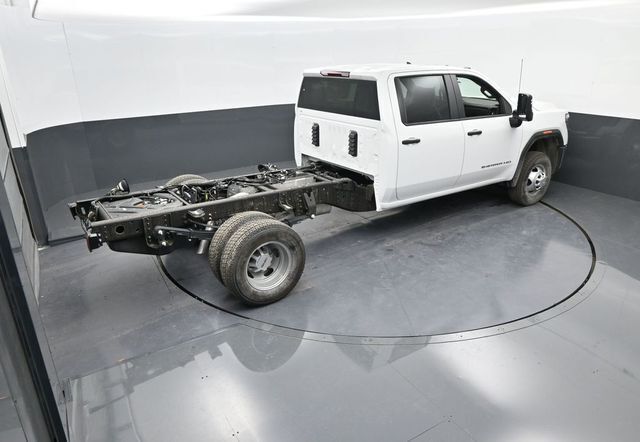 2025 GMC Sierra 3500HD CC Pro