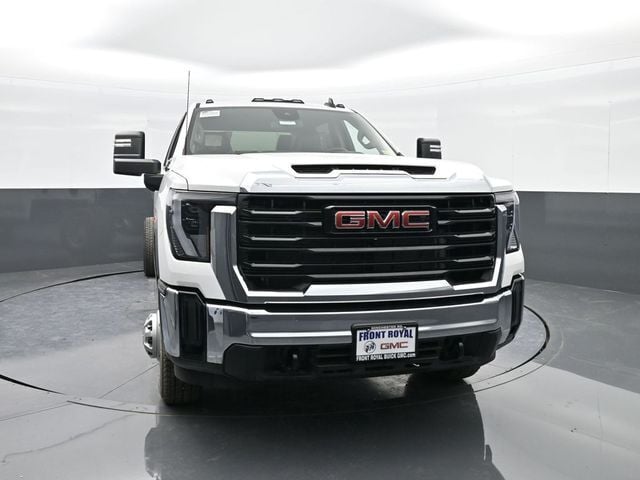 2025 GMC Sierra 3500HD CC Pro