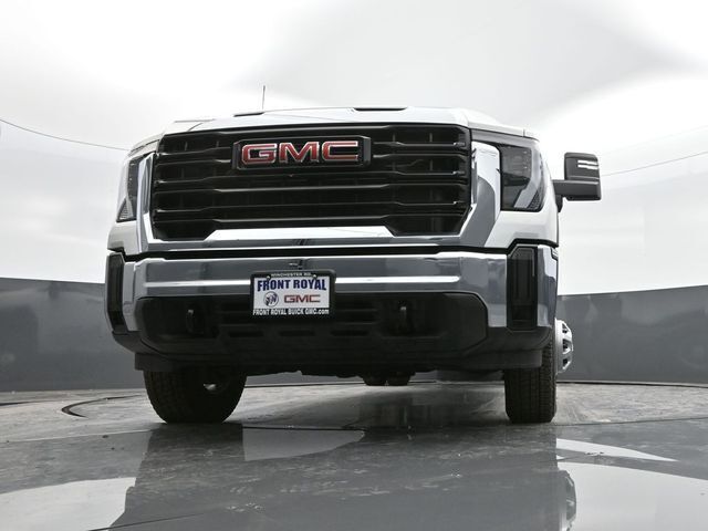 2025 GMC Sierra 3500HD CC Pro