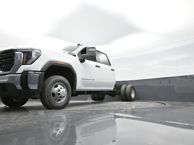 2025 GMC Sierra 3500HD CC Pro