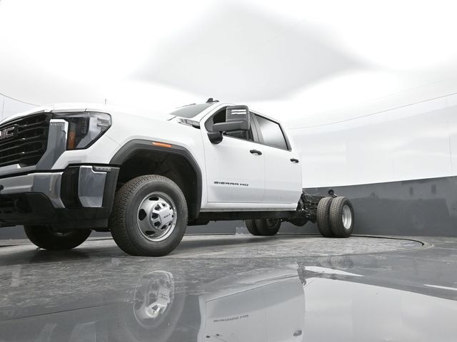2025 GMC Sierra 3500HD CC Pro