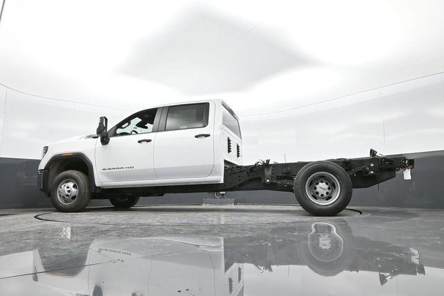 2025 GMC Sierra 3500HD CC Pro