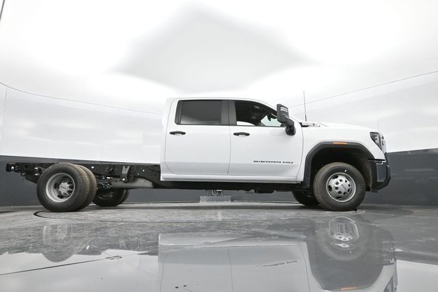 2025 GMC Sierra 3500HD CC Pro