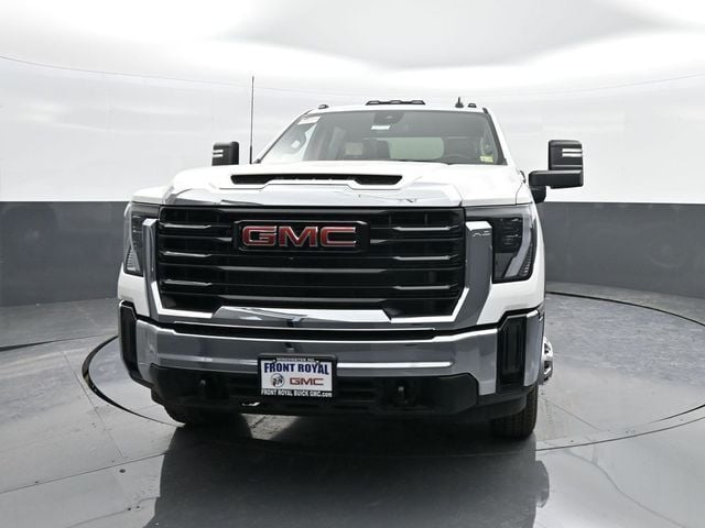 2025 GMC Sierra 3500HD CC Pro