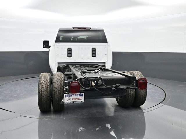 2025 GMC Sierra 3500HD CC Pro