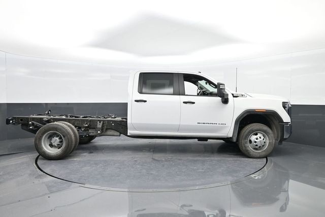 2025 GMC Sierra 3500HD CC Pro