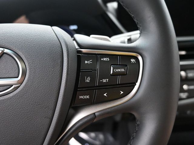 2024 Lexus ES 300h Base