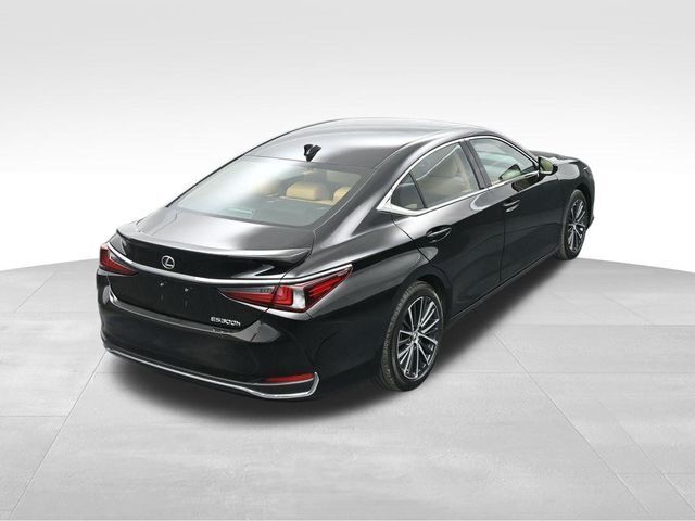 2024 Lexus ES 300h Base