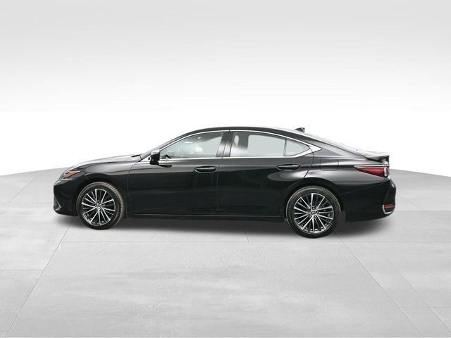 2024 Lexus ES 300h Base