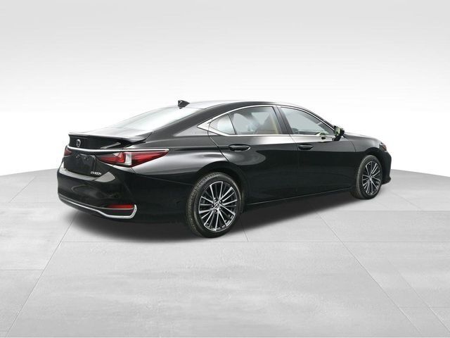 2024 Lexus ES 300h Base
