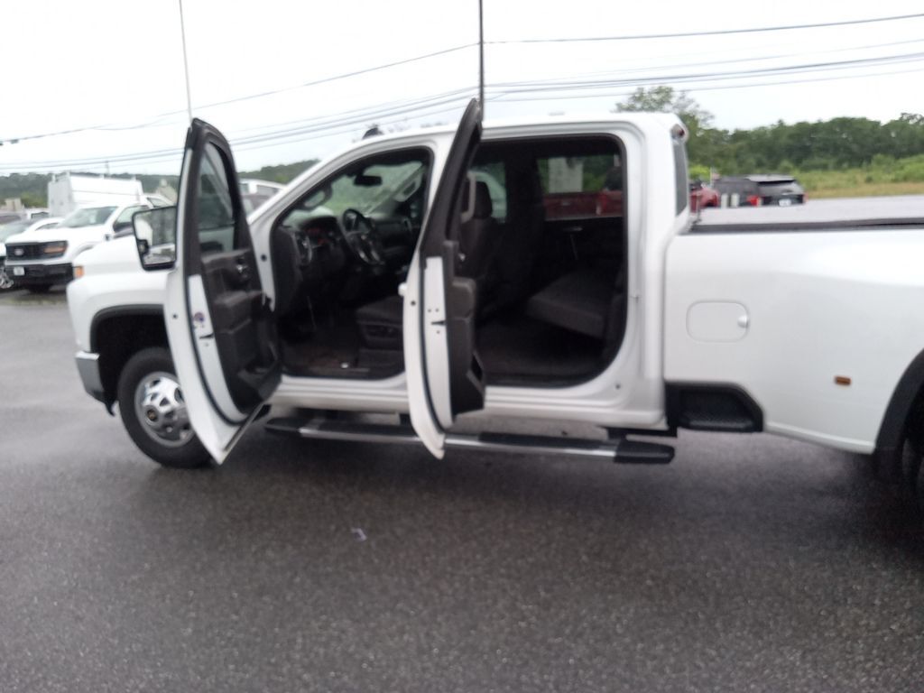 2023 Chevrolet Silverado 3500HD LT