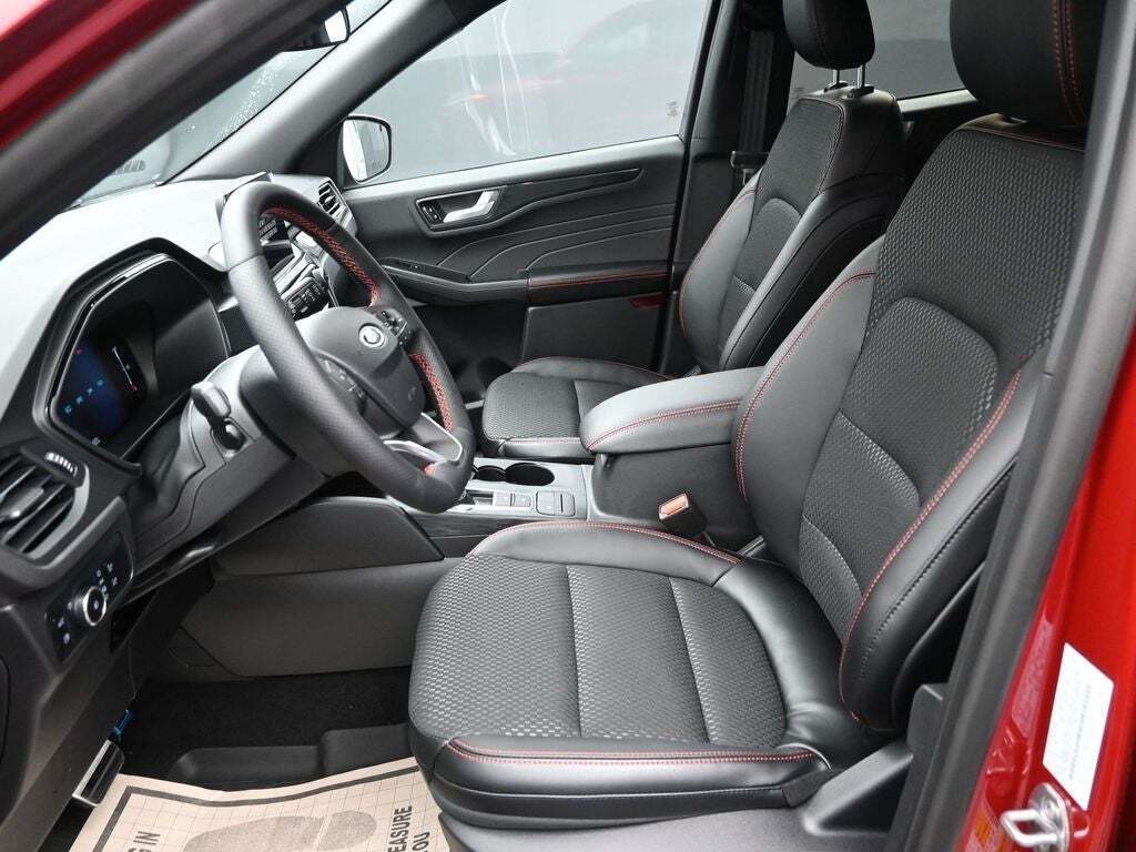 2024 Ford Escape ST-Line Select