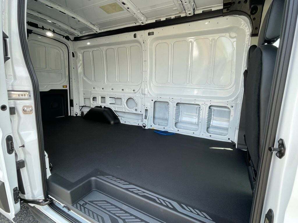 2024 Ford Transit 250