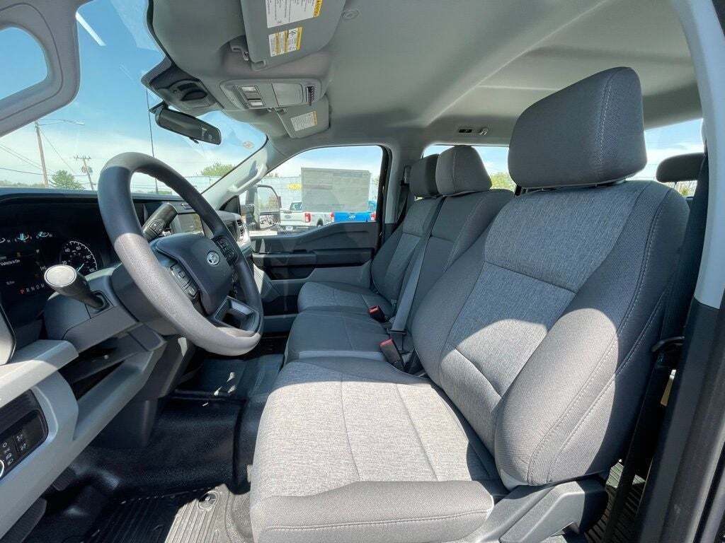 2025 Ford F-350 Super Duty XL