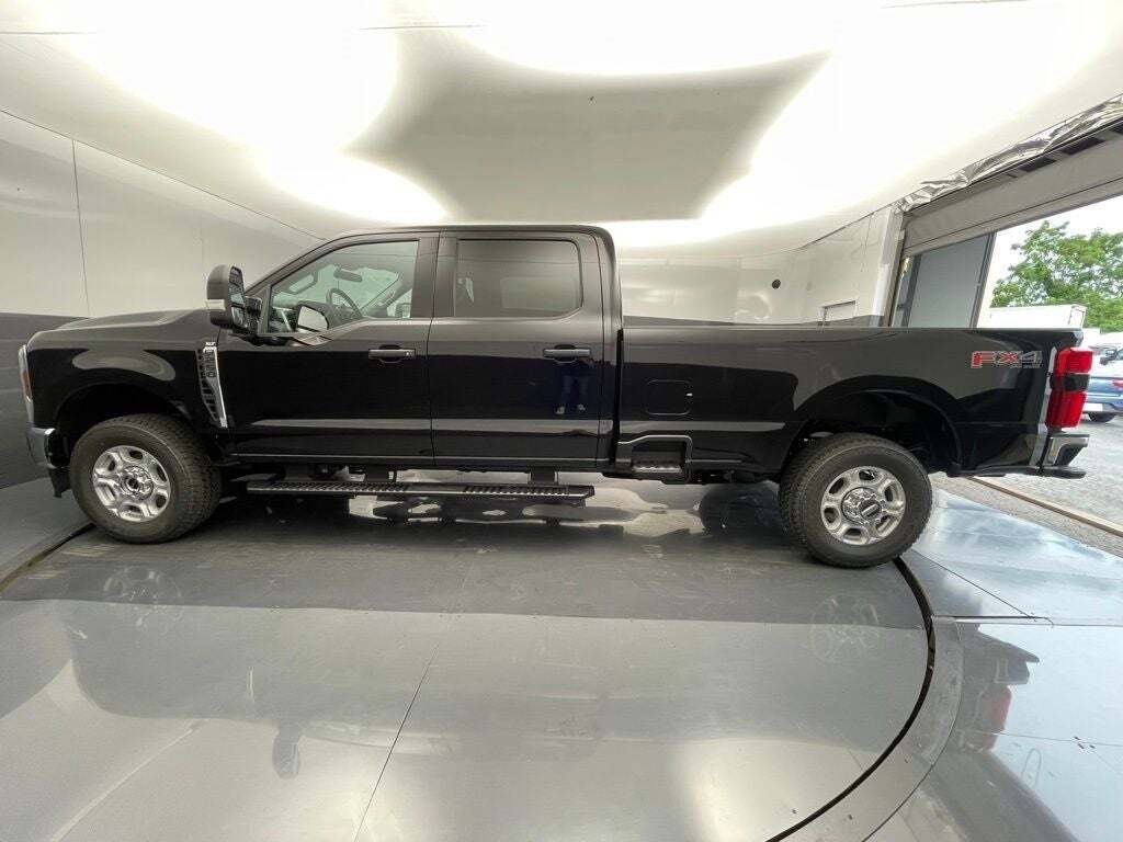 2025 Ford F-250 Super Duty XLT