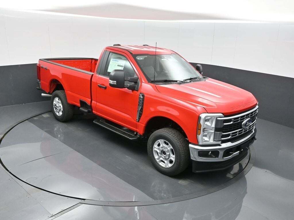 2025 Ford F-350 Super Duty XLT