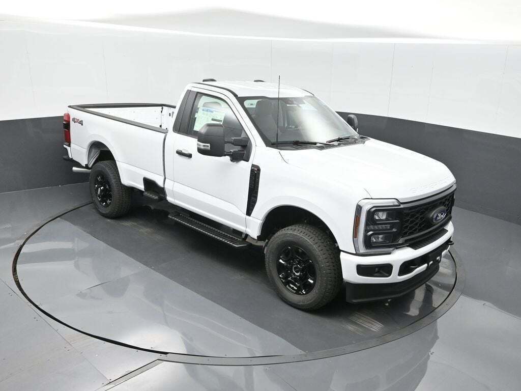 2025 Ford F-350 Super Duty XL