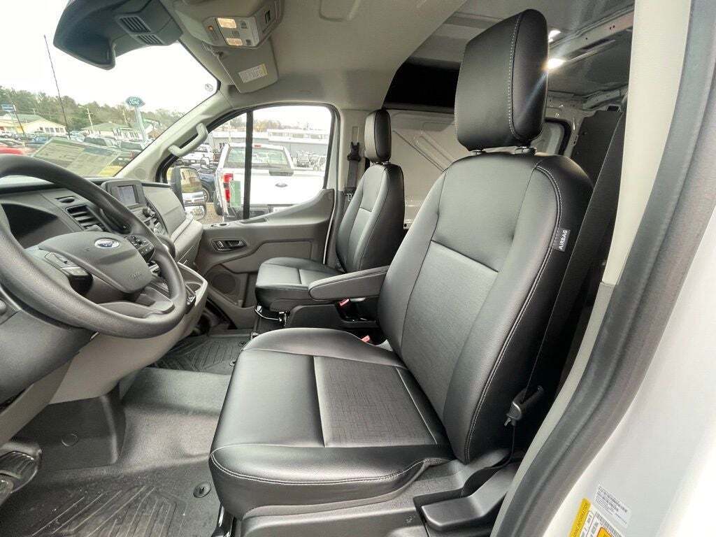 2024 Ford Transit 250