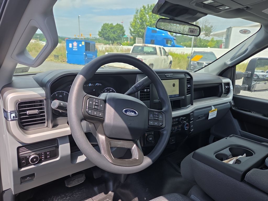 2025 Ford F-250 Super Duty XLT