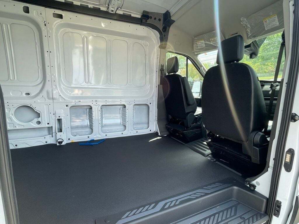 2024 Ford Transit 250