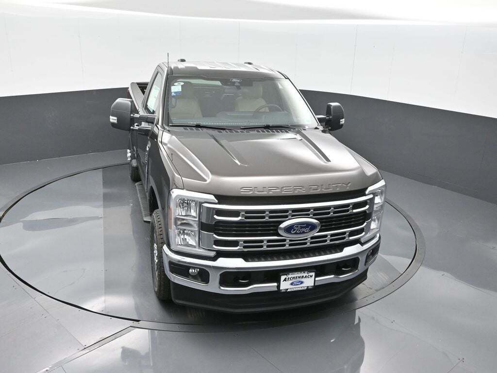 2025 Ford F-350 Super Duty XLT
