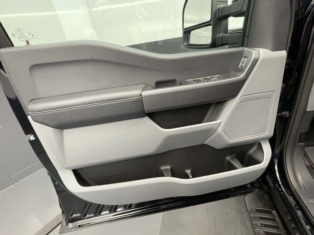 2025 Ford F-250 Super Duty XLT