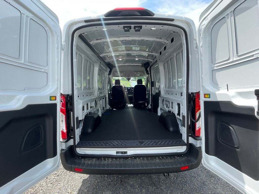 2024 Ford Transit 250