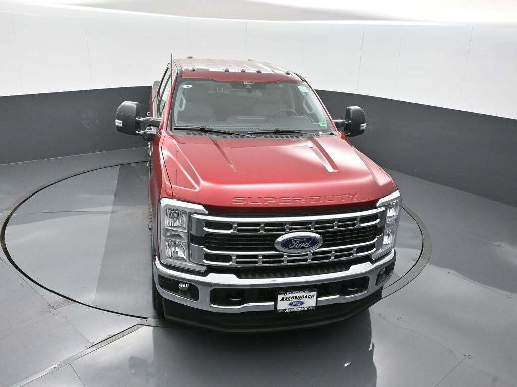 2025 Ford F-350 Super Duty XLT