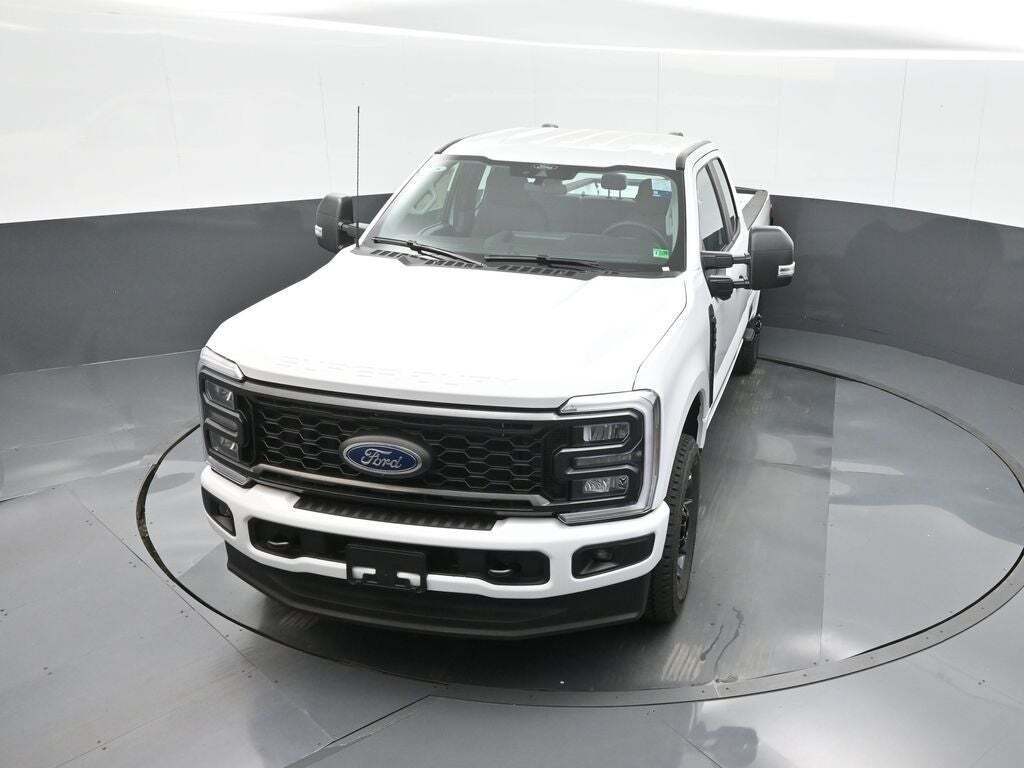 2025 Ford F-350 Super Duty XL