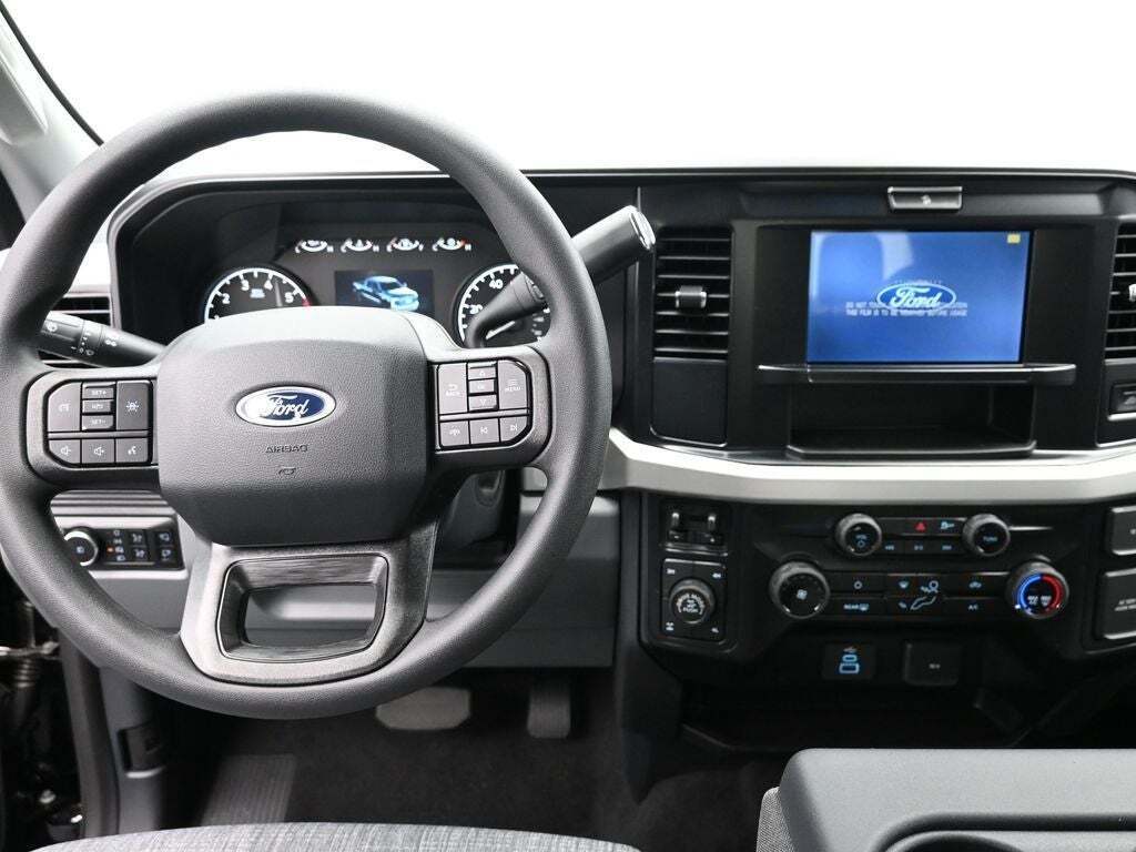 2025 Ford F-350 Super Duty XLT